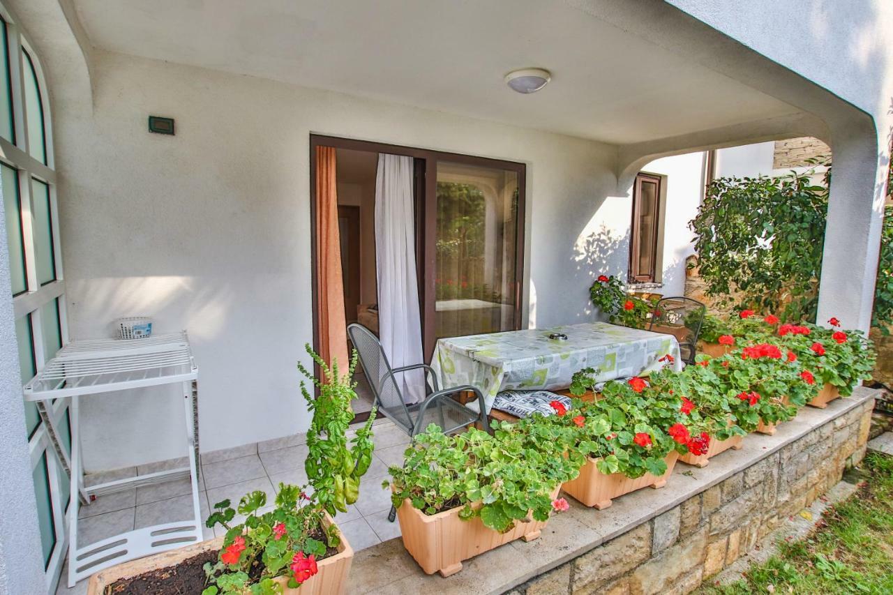 Carolina 4 Seasons Apartamento Poreč Exterior foto